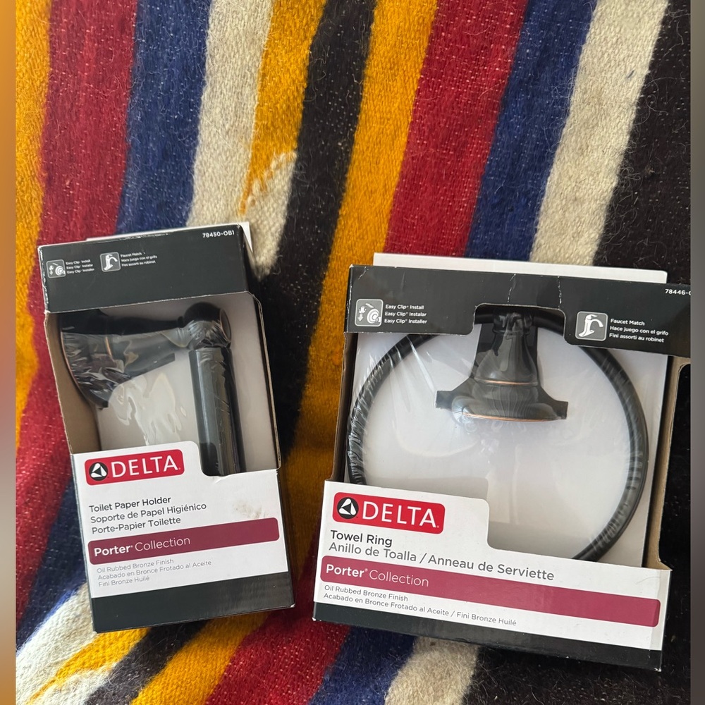 Delta Porter Collection Black Bathroom Set